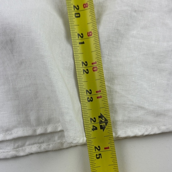 Elegant White Halter Top - Picture 5 of 8